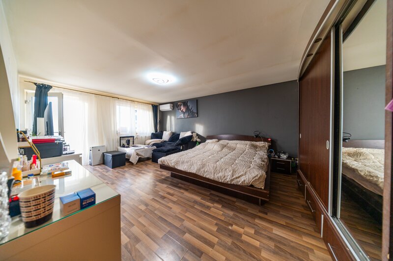 Magurele, de vanzare vila P+1 si hala, ideal investitie, teren 1650 mp!